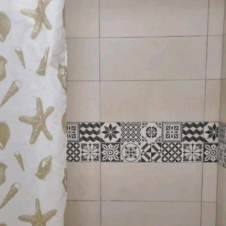Studio Port De Йер Экстерьер фото